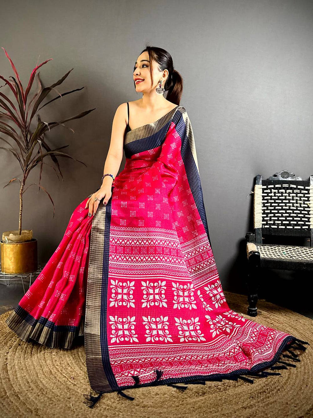 Opulent Tussar Black Zari Weave Saree