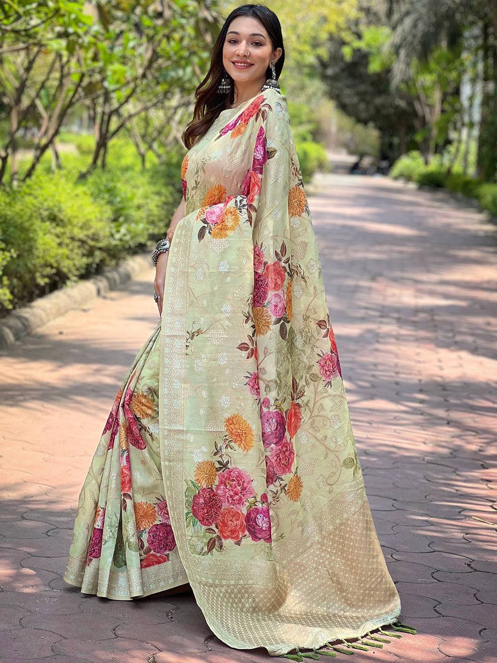 Pista Lakhnavi Bandla Zari Weaving Saree
