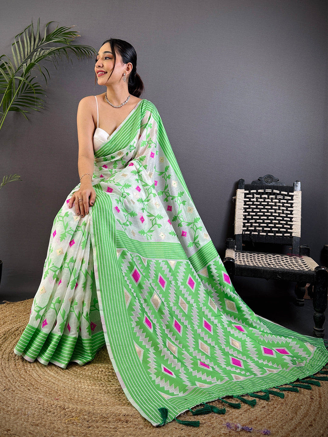 White Soft Dhakai Jamdani Silk Saree