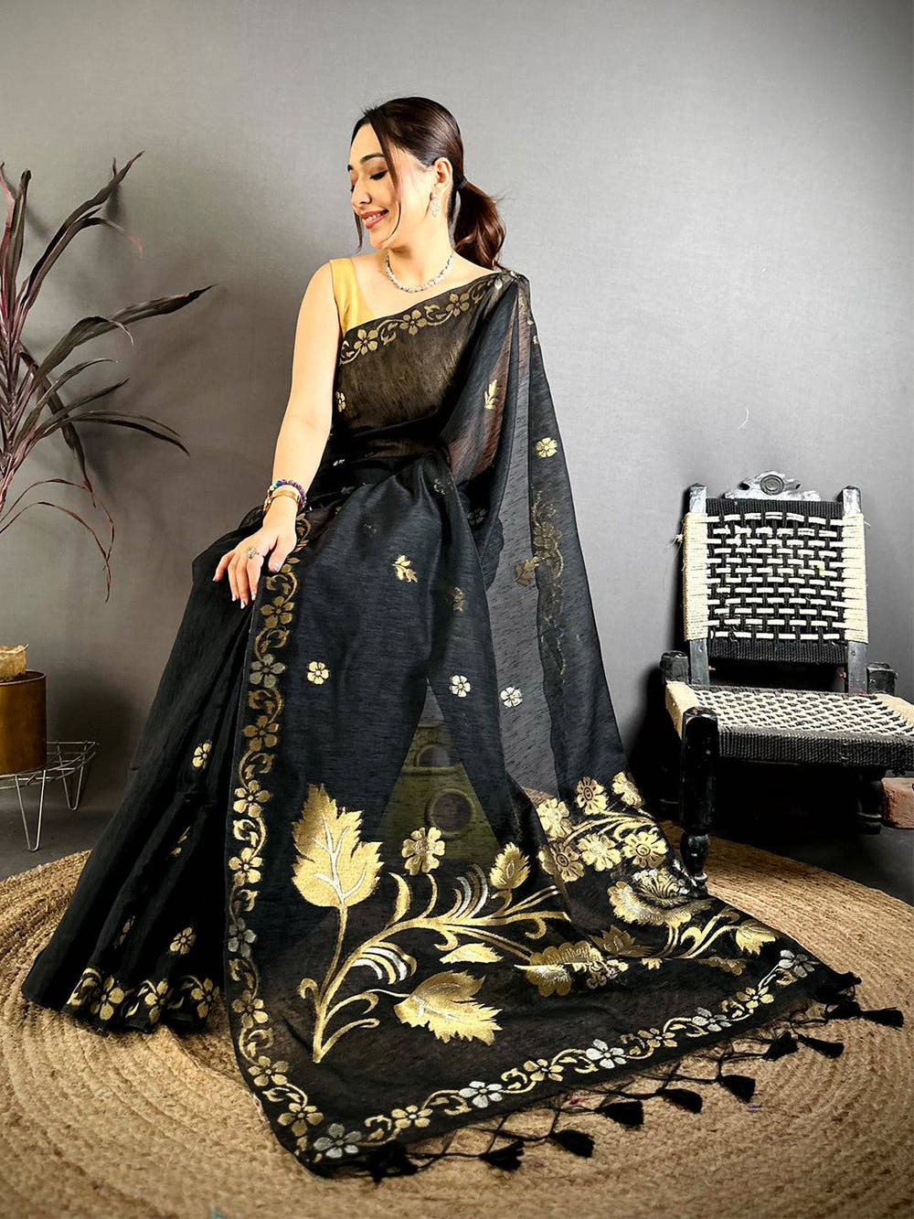 Black Sona Chandi Khadi Ghicha Saree