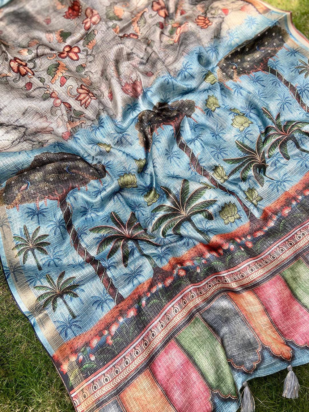 Grey Kota Doriya Silk Saree With Floral Print