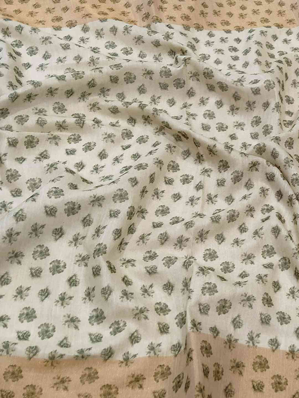 Floral Elegance Exclusive Pure Linen Saree