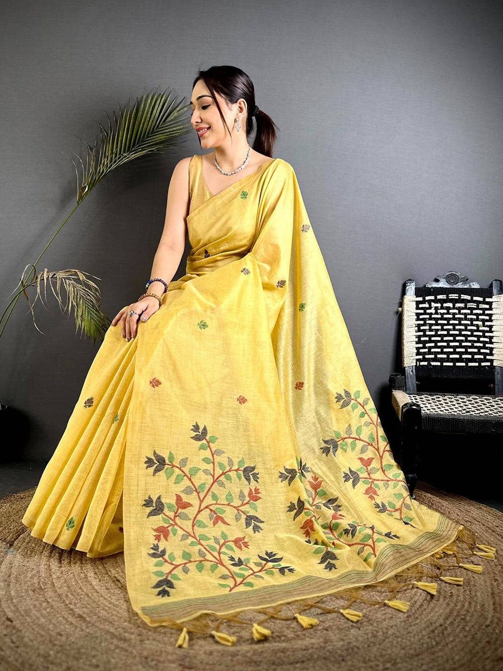 Yellow Jamdani Pallu Khadi Linen Saree