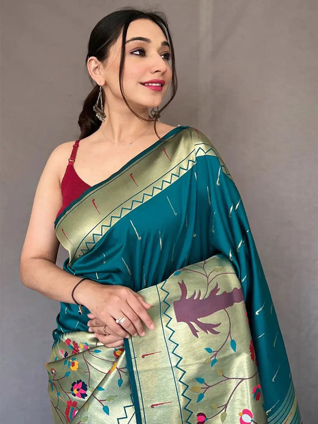 Teal Colour Paithani Big Border Zari Woven Saree
