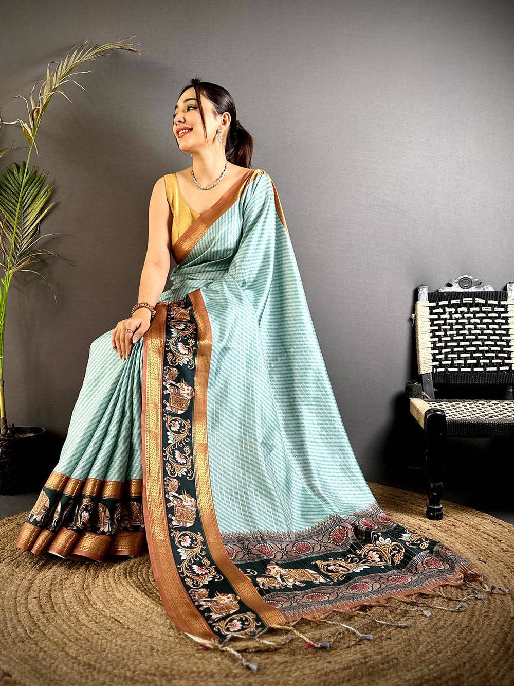 Heritage Gadwal Weave Self Zari Saree