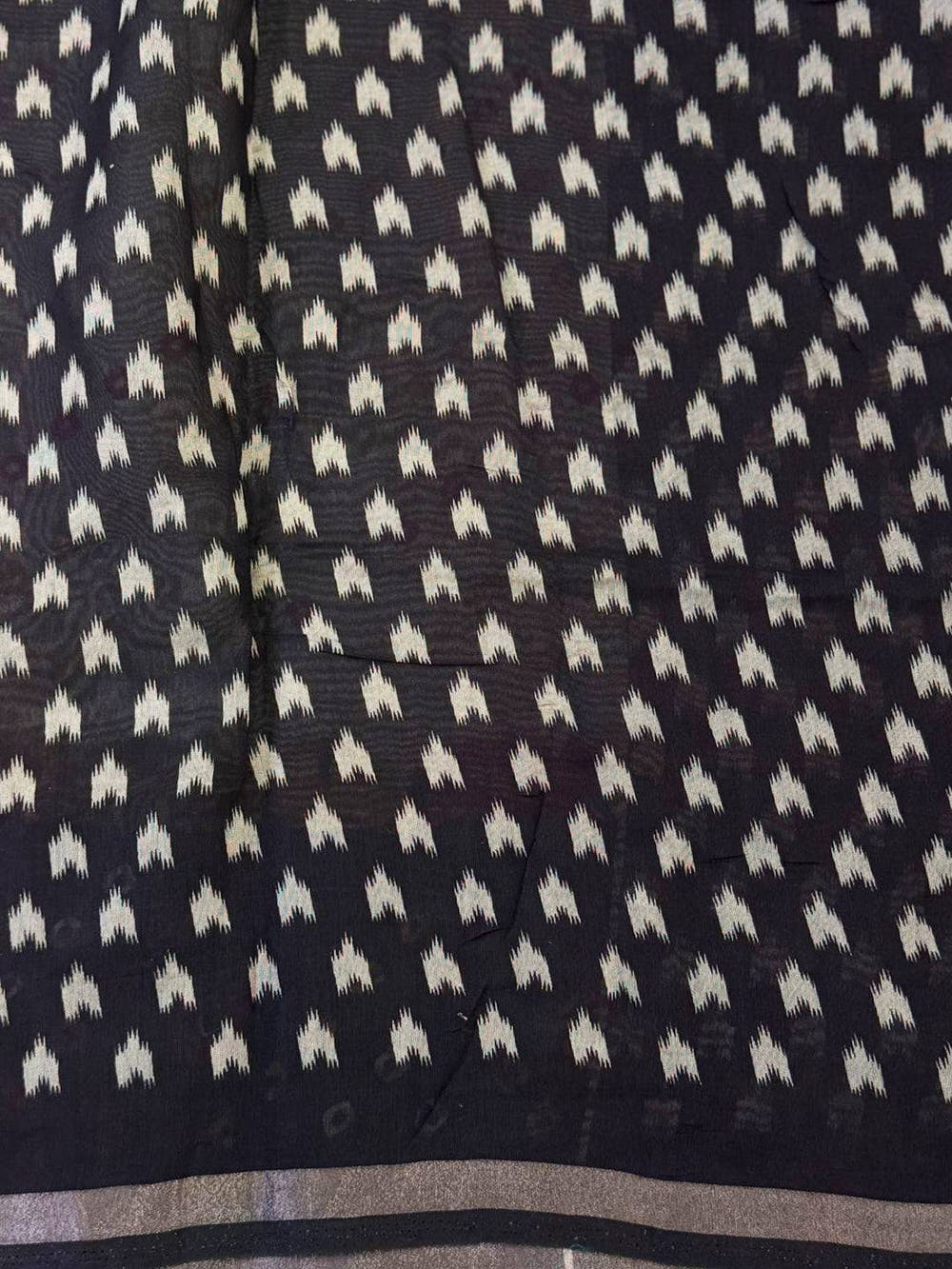 Black Mul Cotton Bandhej Print Saree