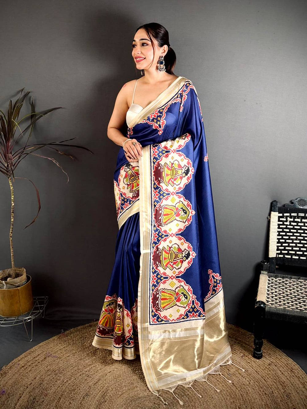 Royal Blue Patola Border Kanchi Saree