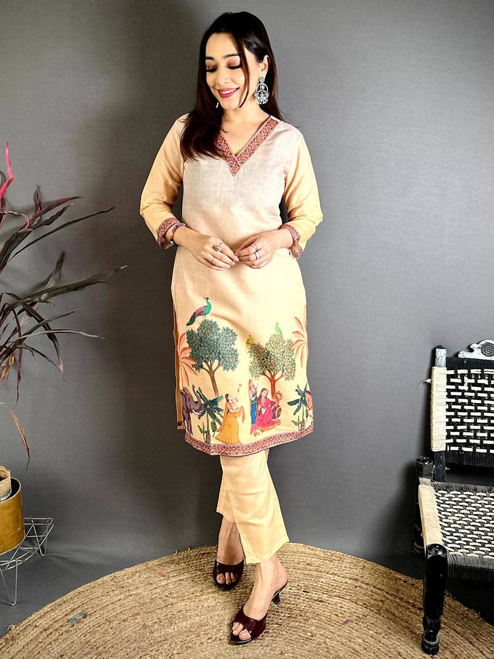 Elegant  Mughal  V  Neck  Kurti