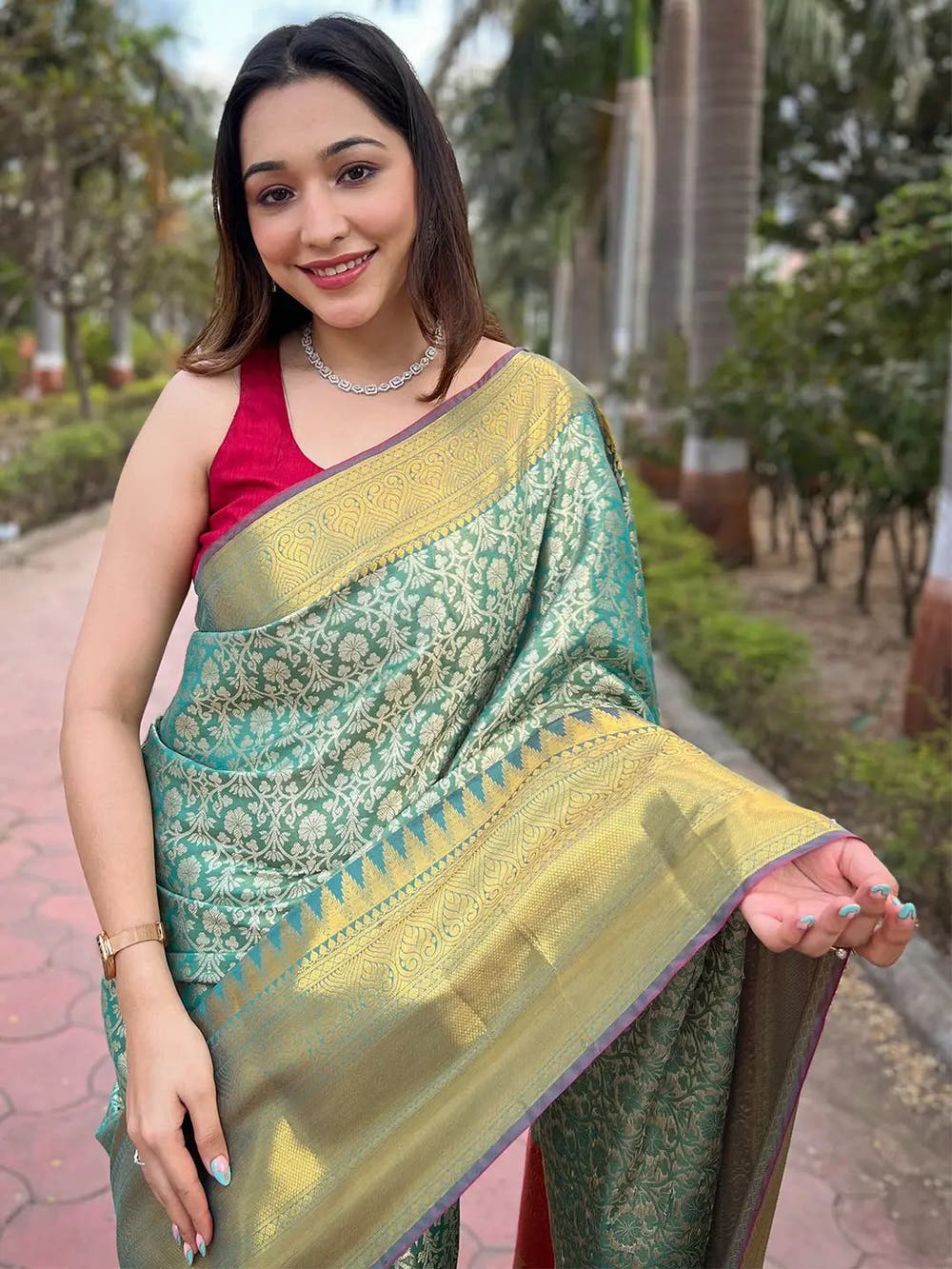 Rama Colour One Gram Gold Tissue Saree With Jacquard Woven Work