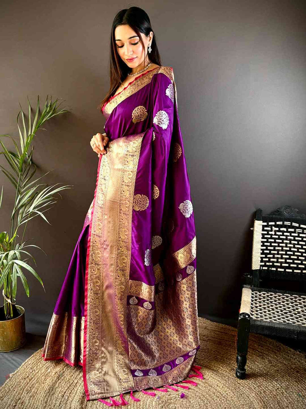 Wine Kanjivaram Soft Silk Kanchi Zari Weaving Saree