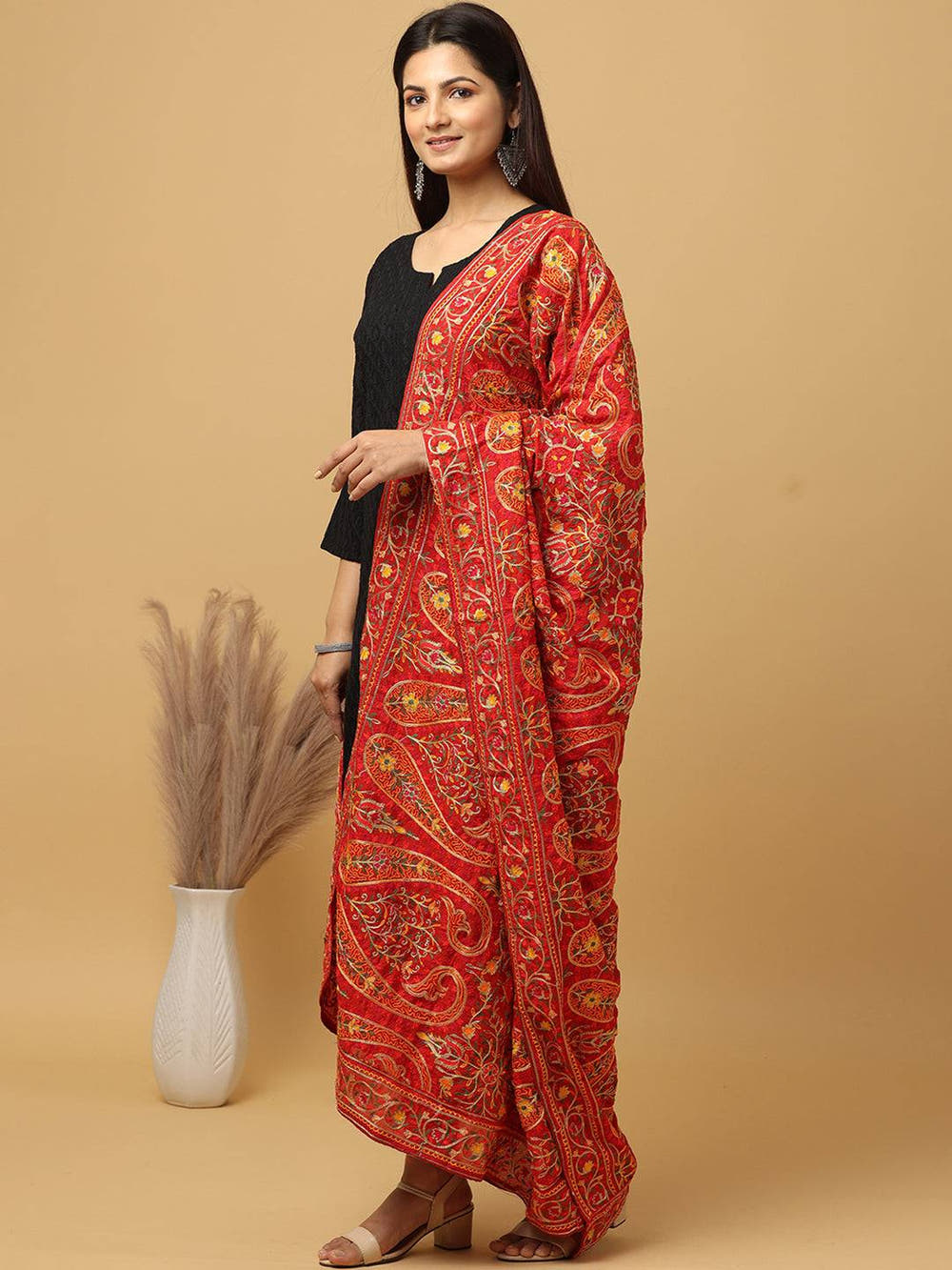 Red Ornate Paisley Medallion Pashmina Dupatta