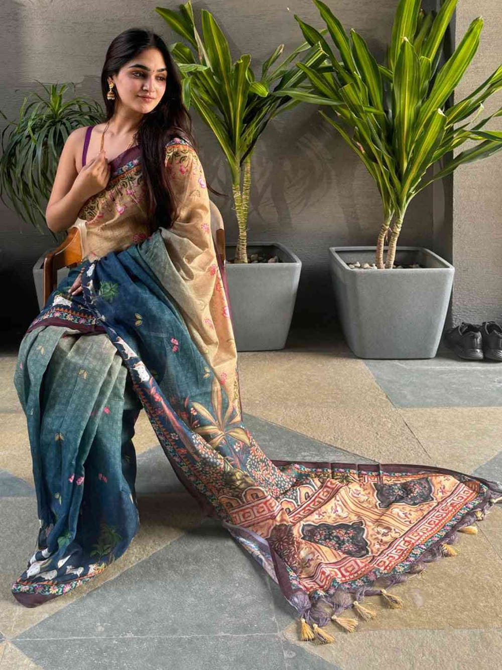 Soft Linen Ombre Pichwai Printed Turquoise Colour Saree