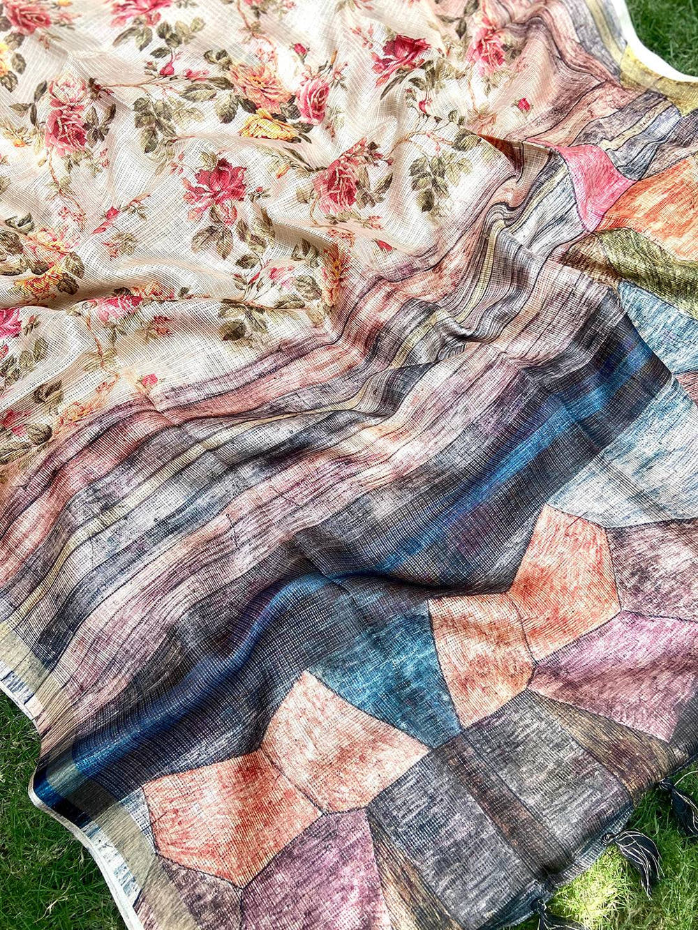 Light Peach Colour Soft Kota Doriya Silk Saree With Flower & abstect Prints