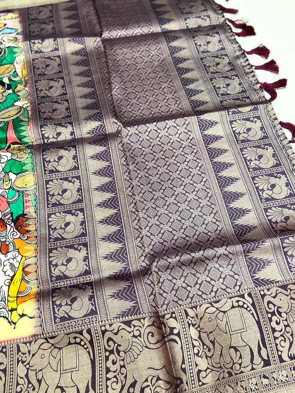 Ivory Figurative Kalamkari Banarasi Saree