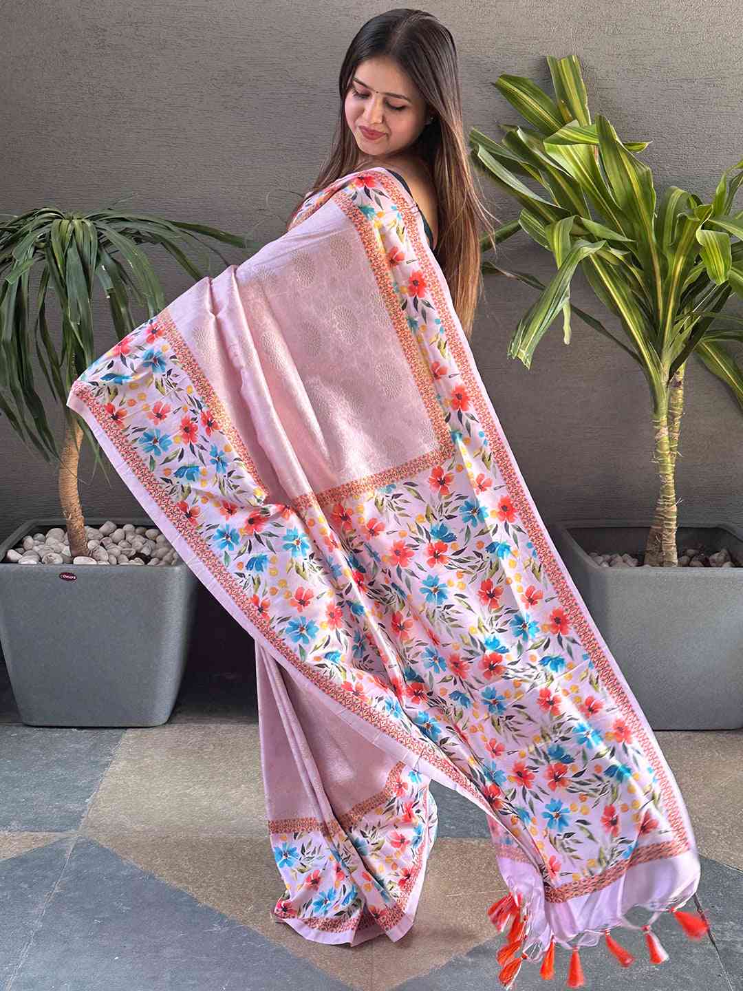 Light Pink Colour Kanjivaram Weaving Saree With Print