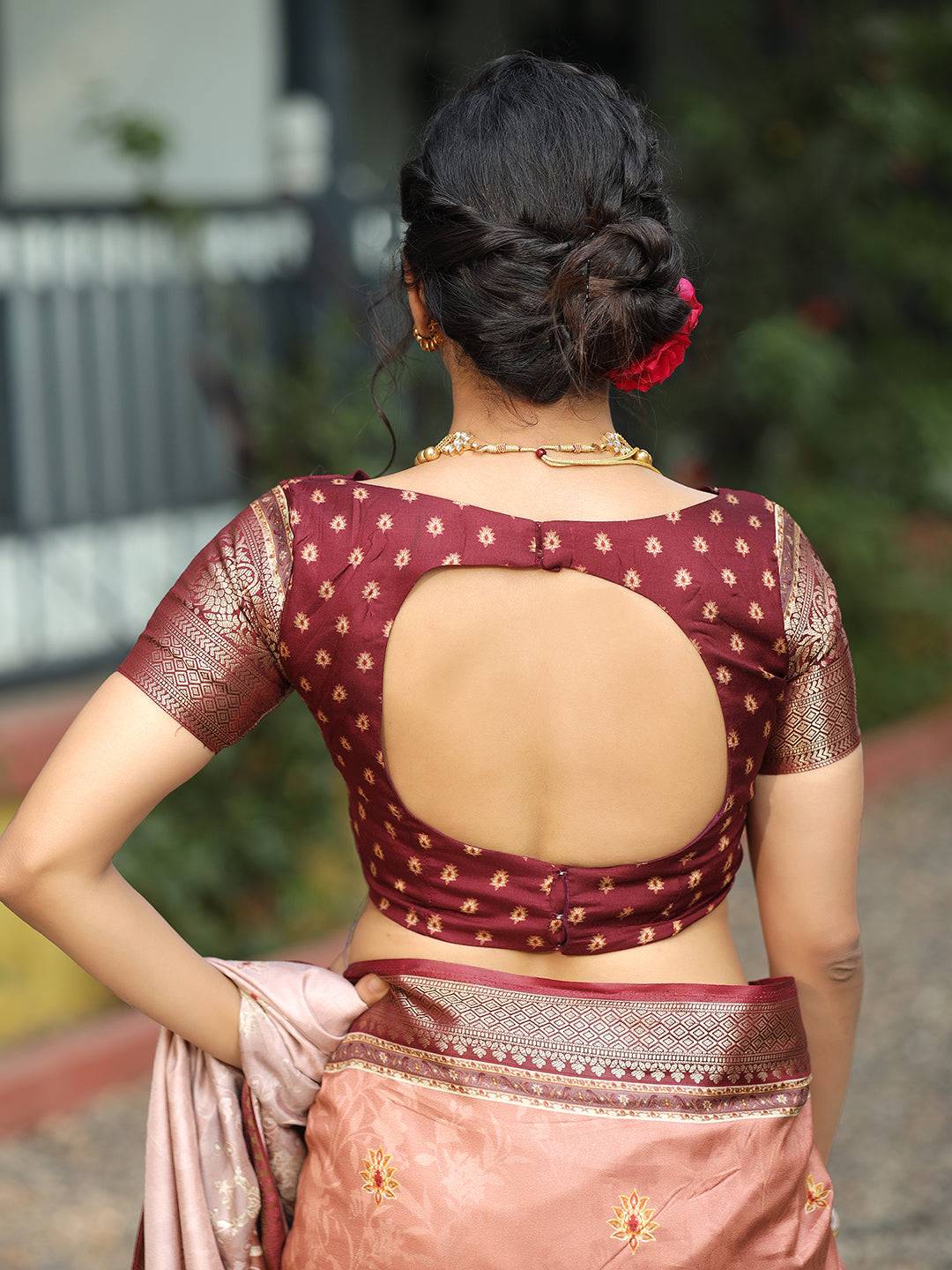 Pure Viscose Dola Silk Saree With Zari Weaving Pallu In Peach Colour - Luxe
