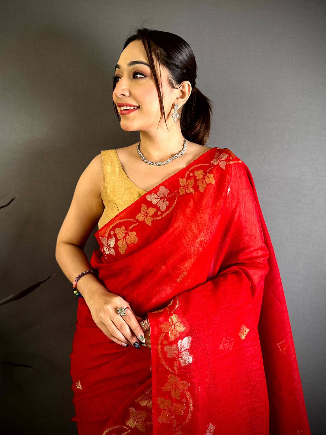 Red Sona  Chandi  Munga  Saree