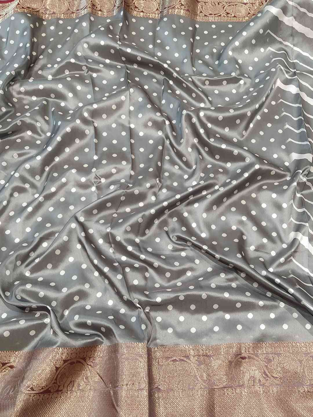 Exclusive Kanchi Zari Border Leheriya Design Party Wear Saree