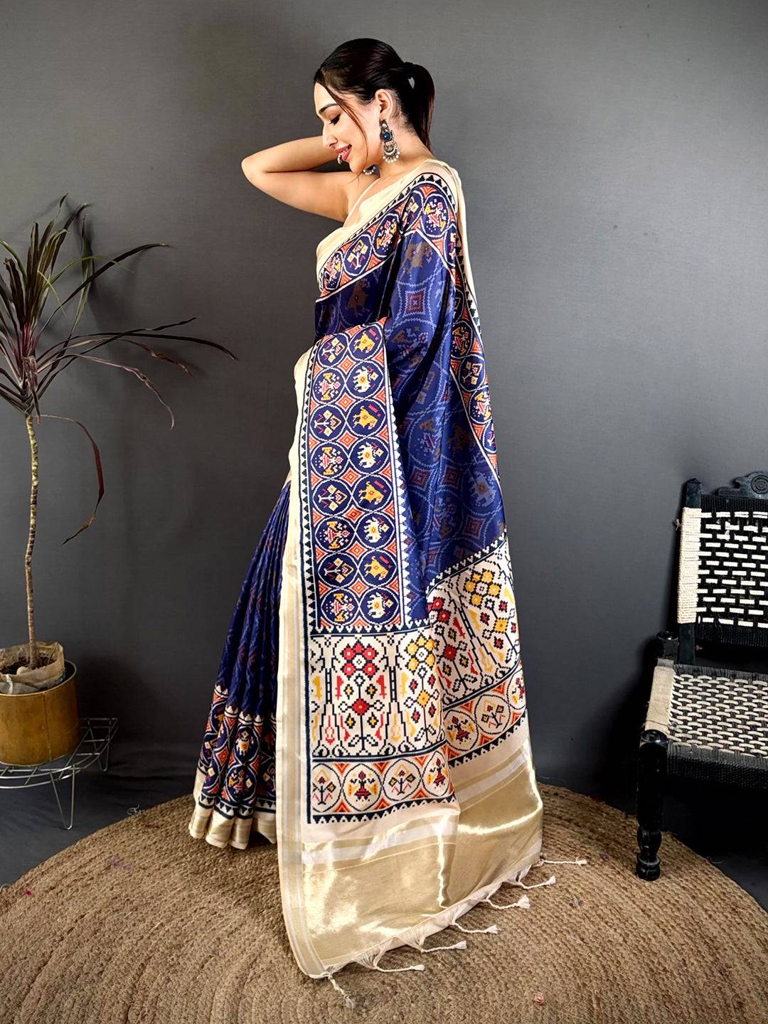 Navy Patola Border Kanchi Silk Saree