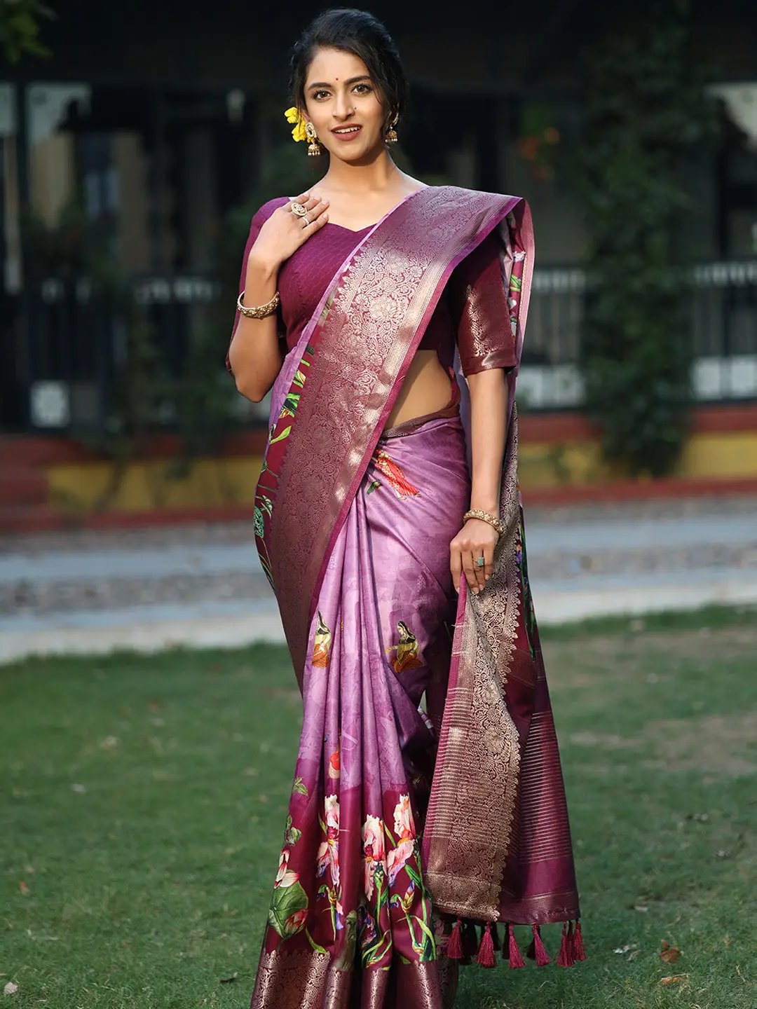 Purple Colour Pure Viscose Dola Silk Floral & Kalamkari Print Saree - Luxe