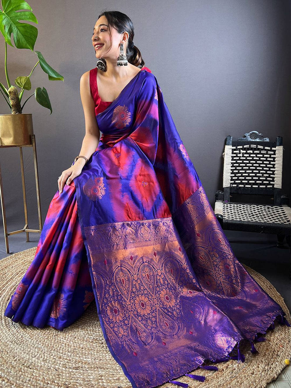 Rose Red Tussar Silk Ikkat Weaving Saree