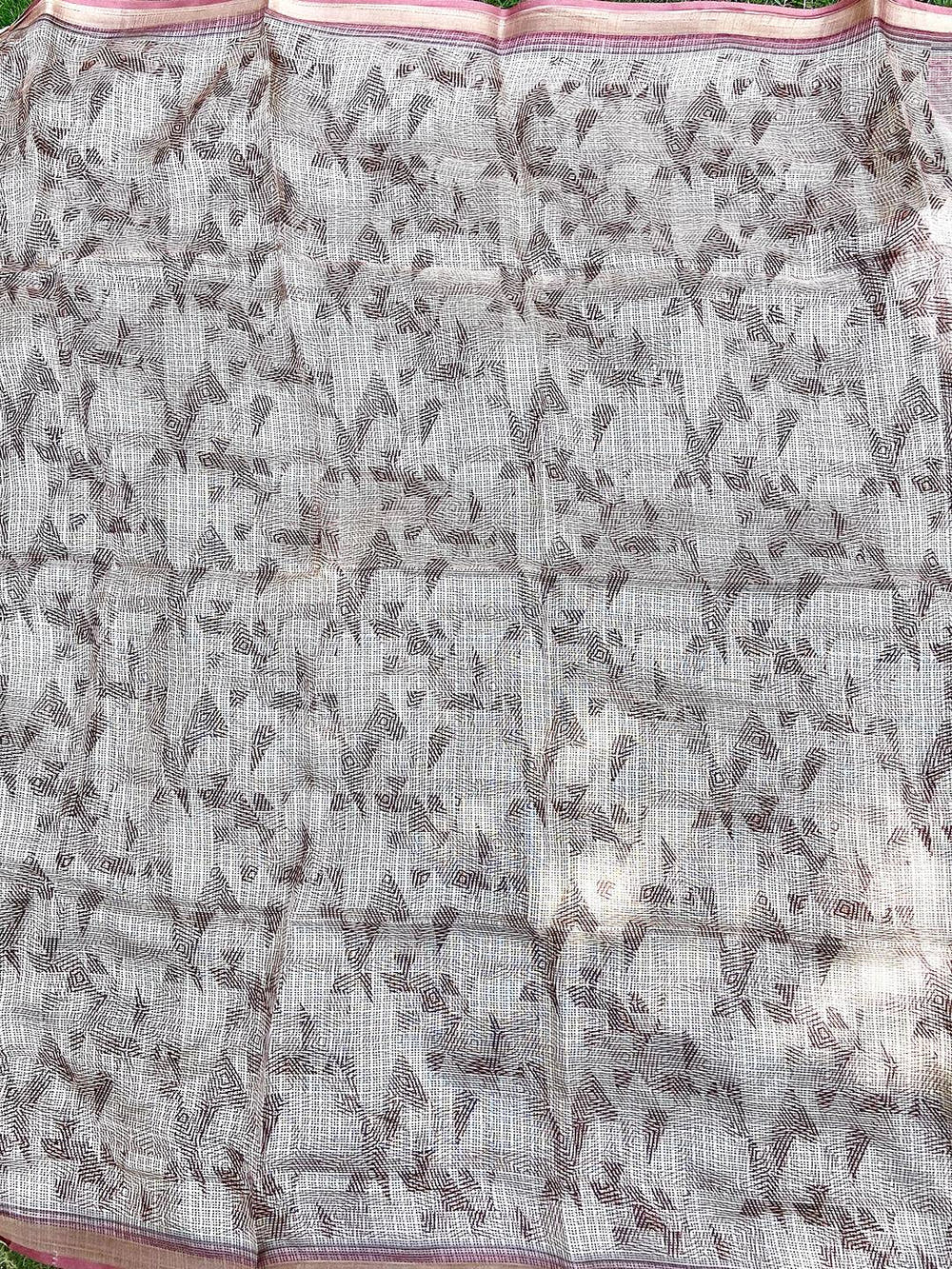 Traditional Cream Colour Soft Kota Doriya Silk Saree With Flower Print