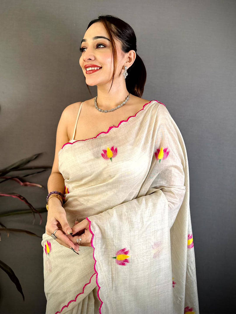 Stylish Mul Cotton Floral Weaving Saree