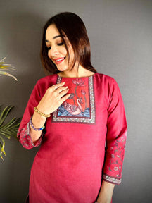 Crew Neck Kalamkari Art  Kurti