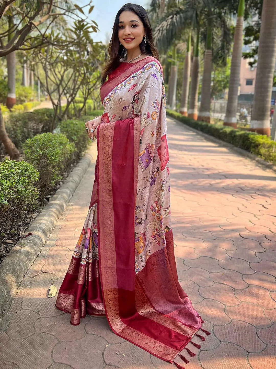 Wine Colour Double Border Chex Weaving Banarasi Soft Silk Saree