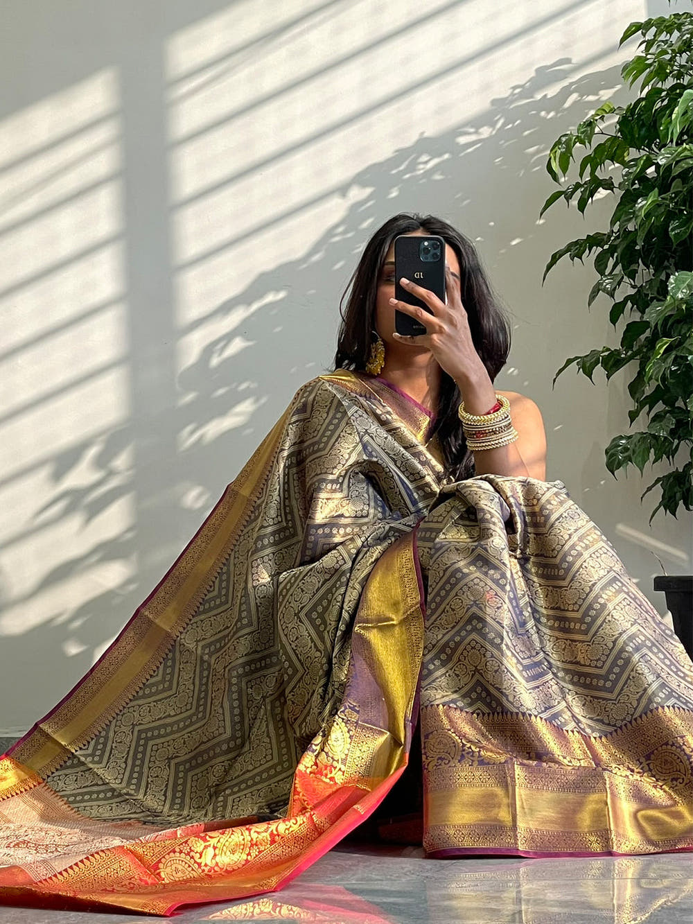 Exclusive Gold Zari One Grm Gold Kanjivaaram Pattu Silk Saree.