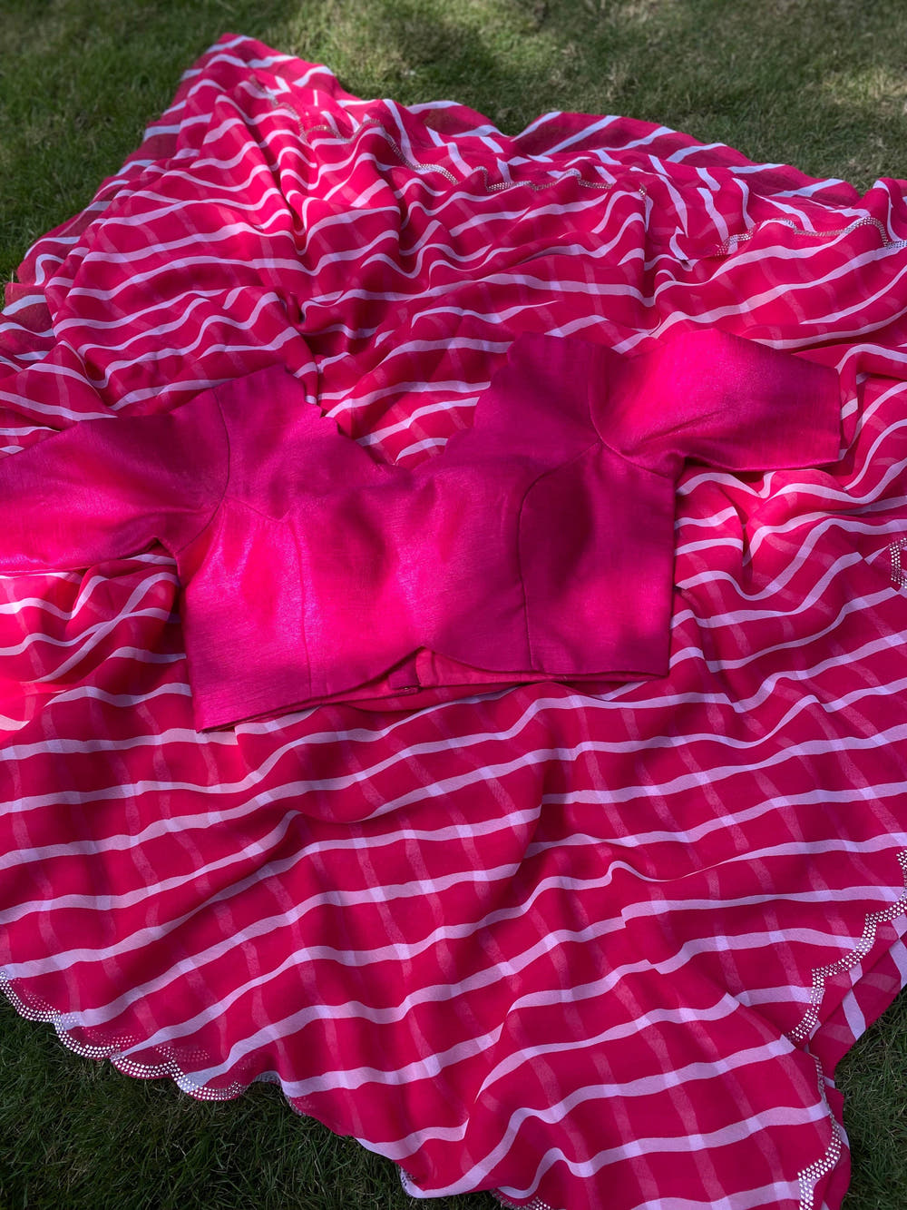 Pink Georgette Leheriya Print Stone Work Saree