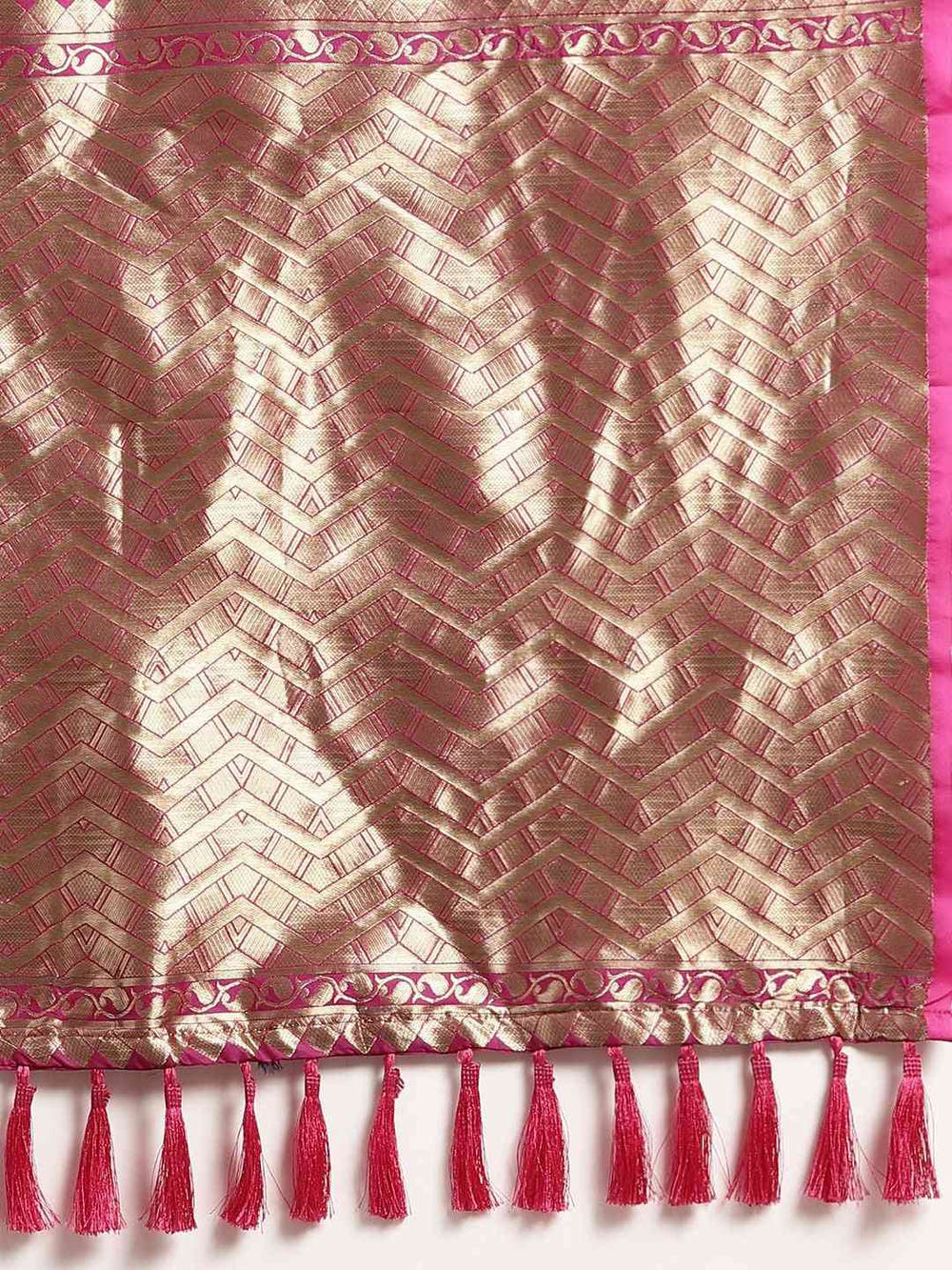 Trendy Rama Colour  Silk Blend Woven Design Banarasi Saree