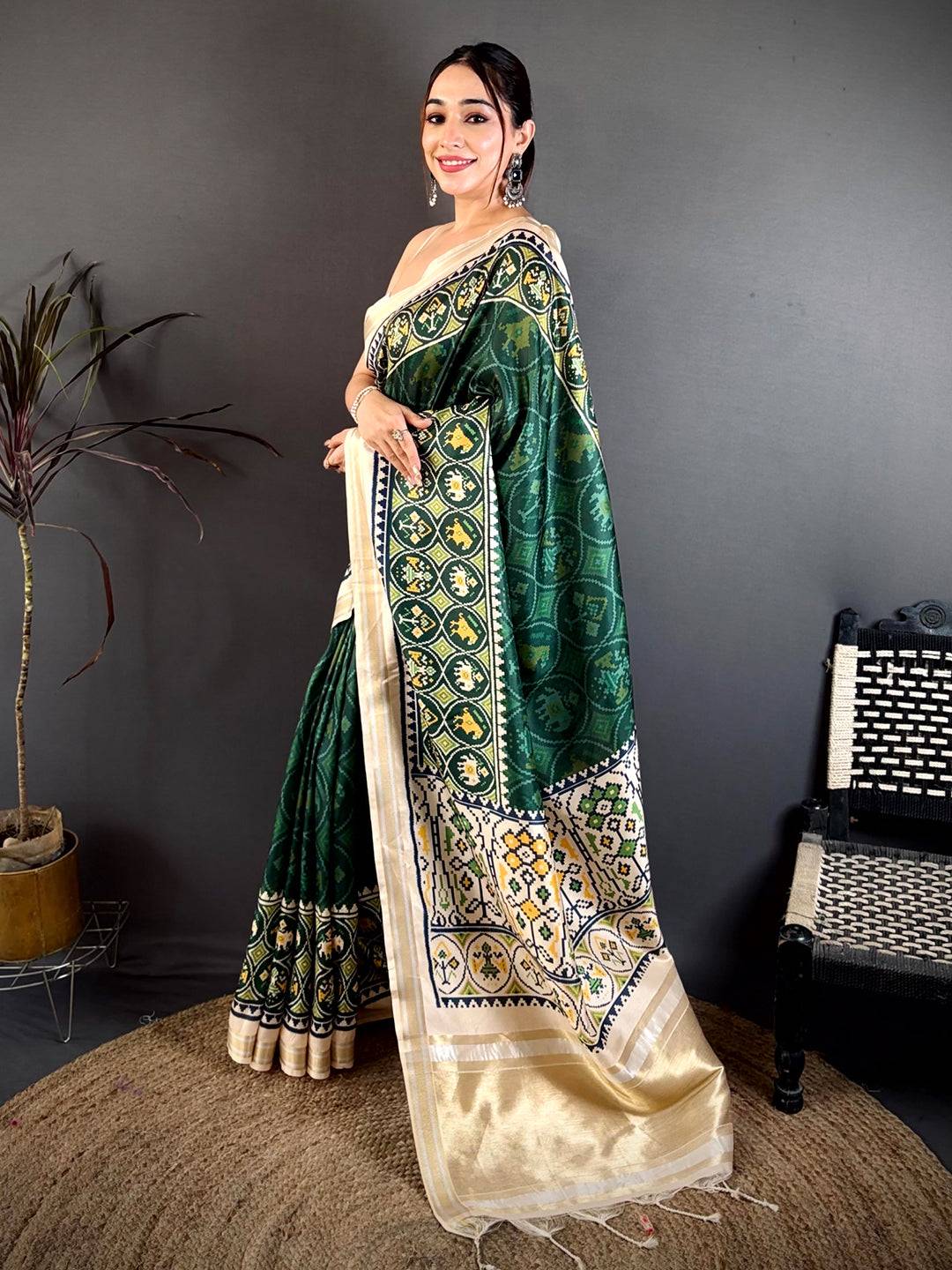 Bottle Green Patola Border Kanchi Saree