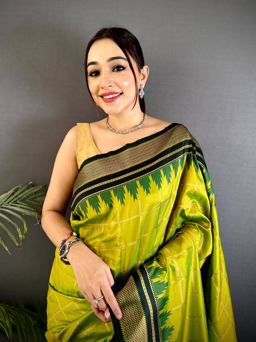 Majestic Dual Tone Gold Zari Saree