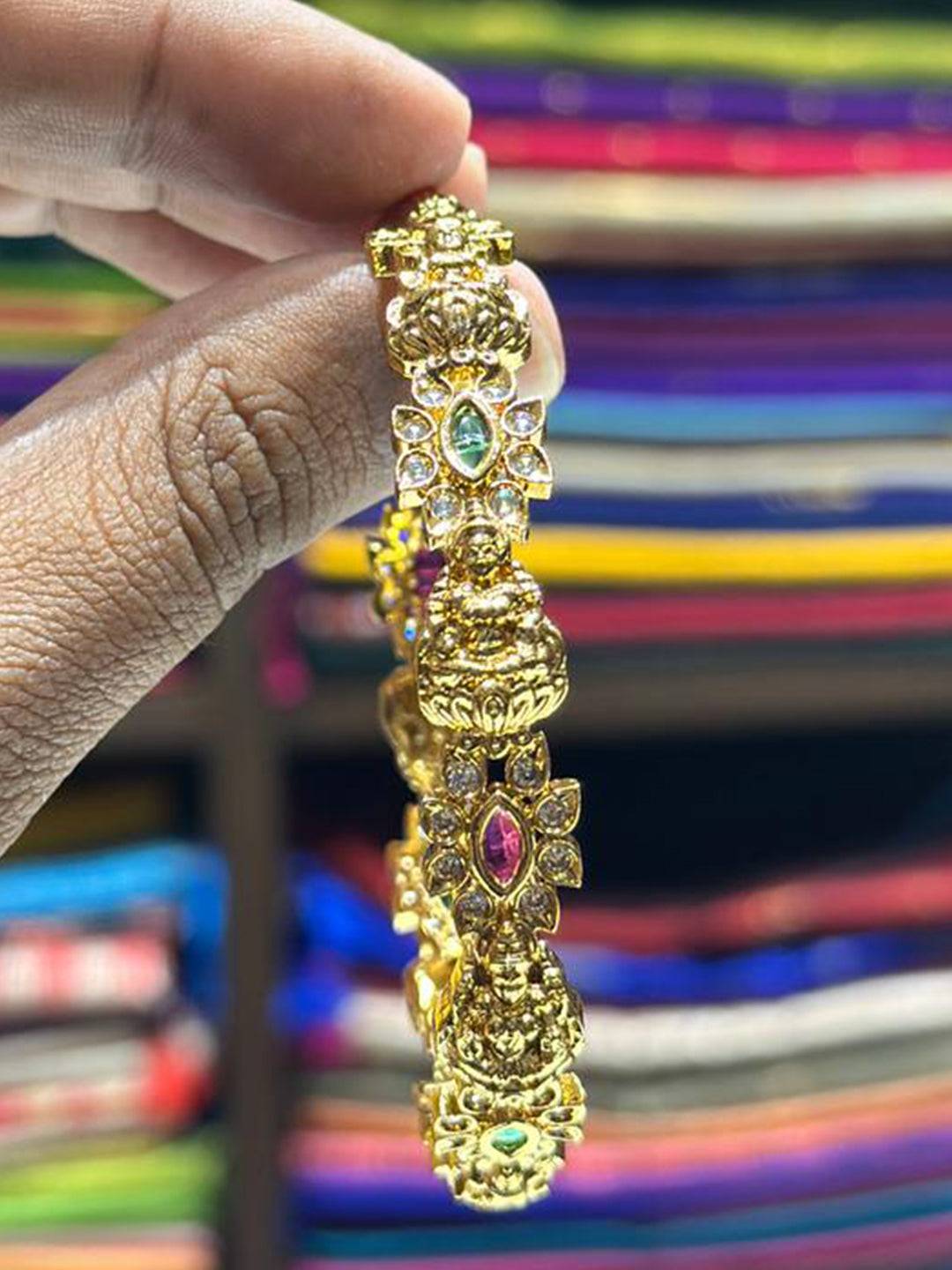 Antique  Gold  Heritage  Bangle