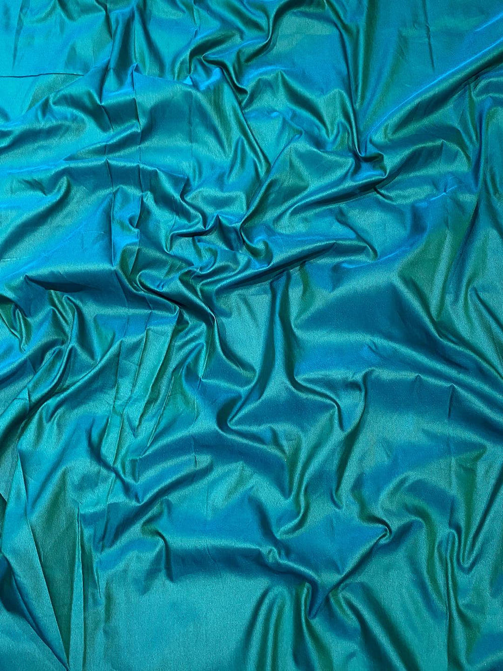 Green Soft Silk Saree With Postar Weaving Zari Pallu