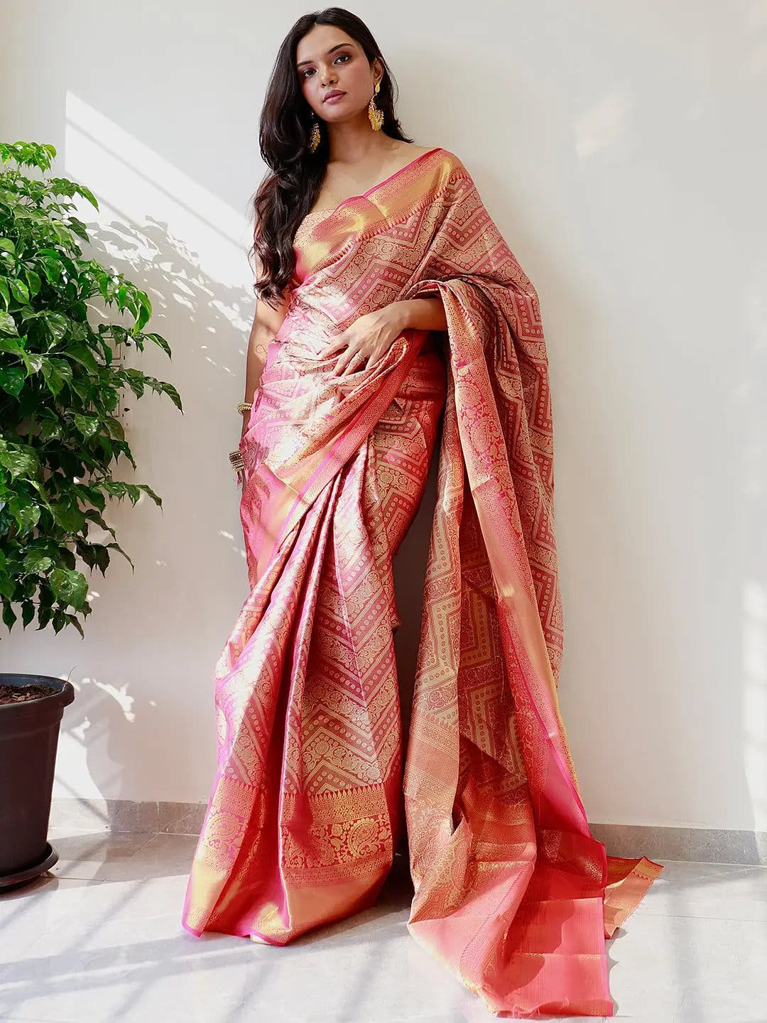 Exclusive Gold Zari One Grm Gold Kanjivaaram Pattu Silk Saree.