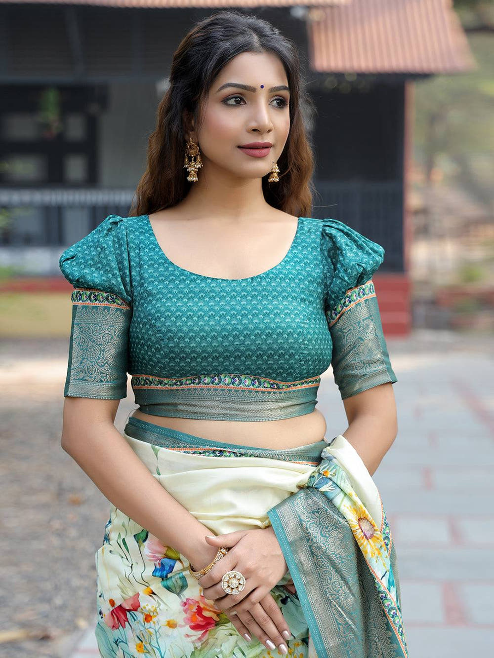 Light Green Colour Phulkari Design Zari Weaving Pallu Saree - Luxe
