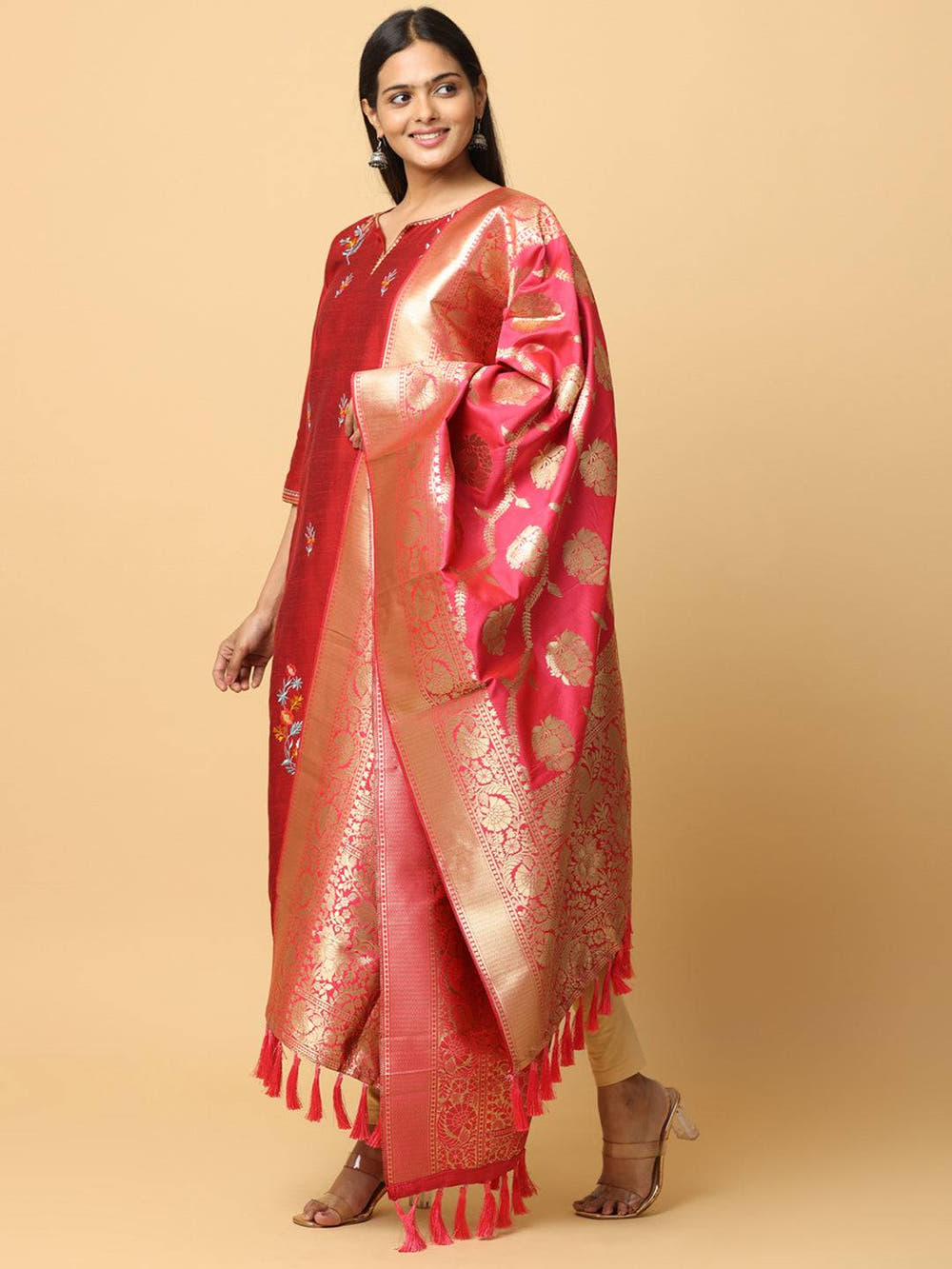 Gajari Silk Blend Woven Design Dupatta