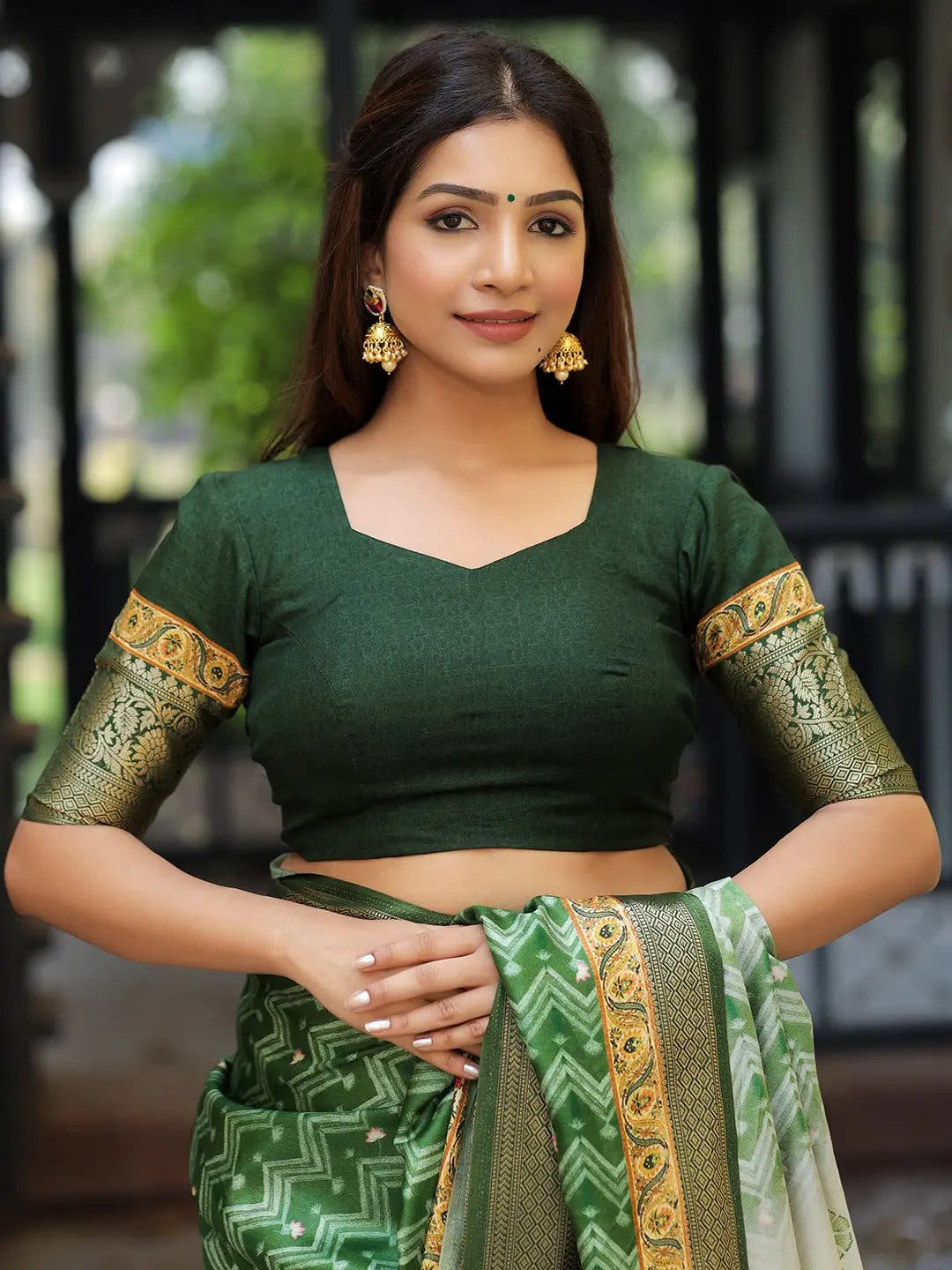 Green Colour Pure Viscose Dola Silk Saree with Pichwai Kalamkari Print - Luxe