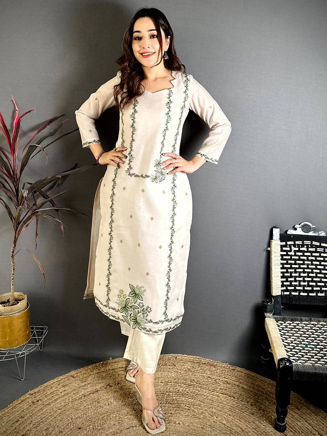 Ivory  Floral  Heritage  Dress