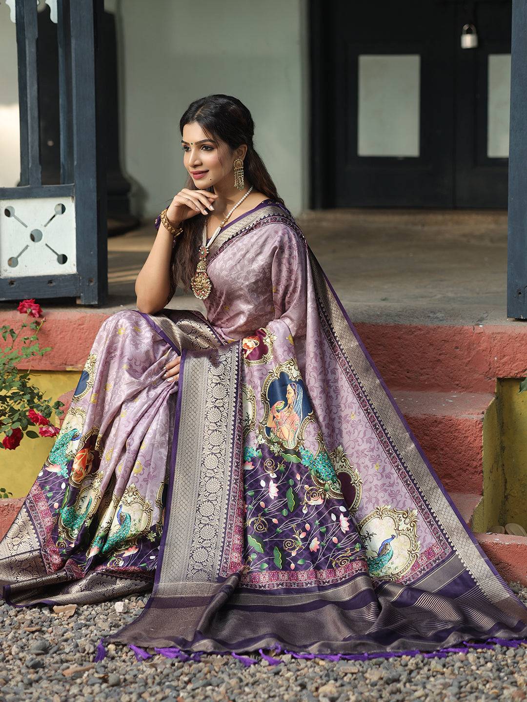 Pure Viscose Dola Silk Saree With Zari Weaving Pallu In Light Purple Colour - Luxe
