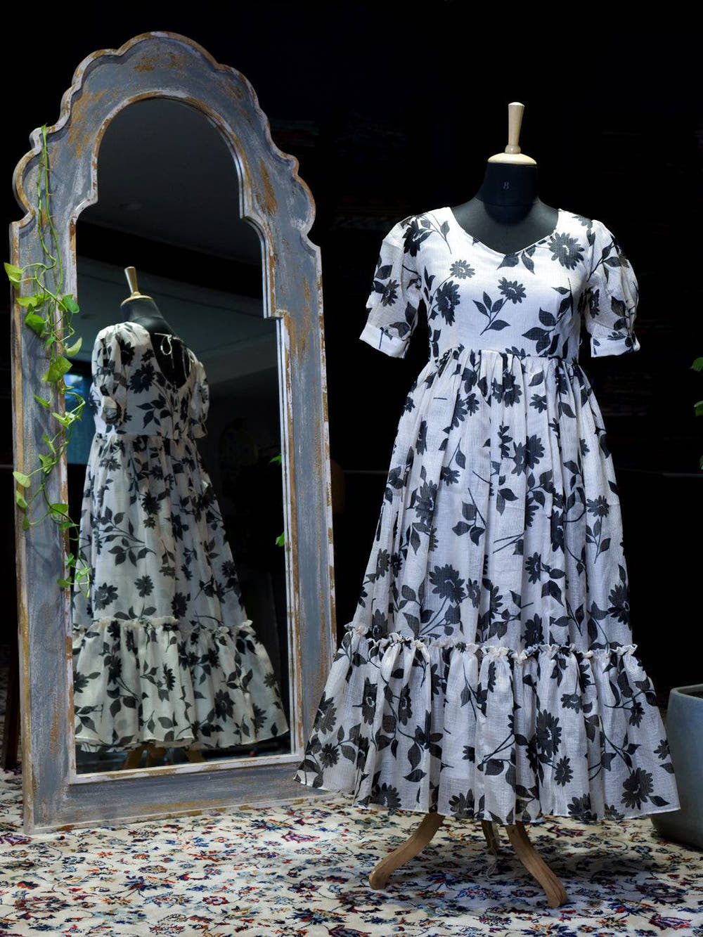 Pearl White Puff Sleeves Dress