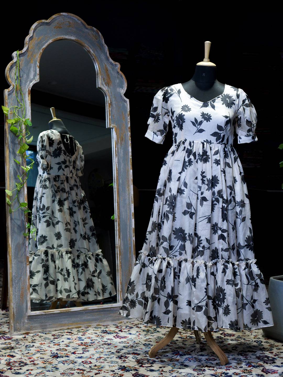 Pearl White Puff Sleeves Dress