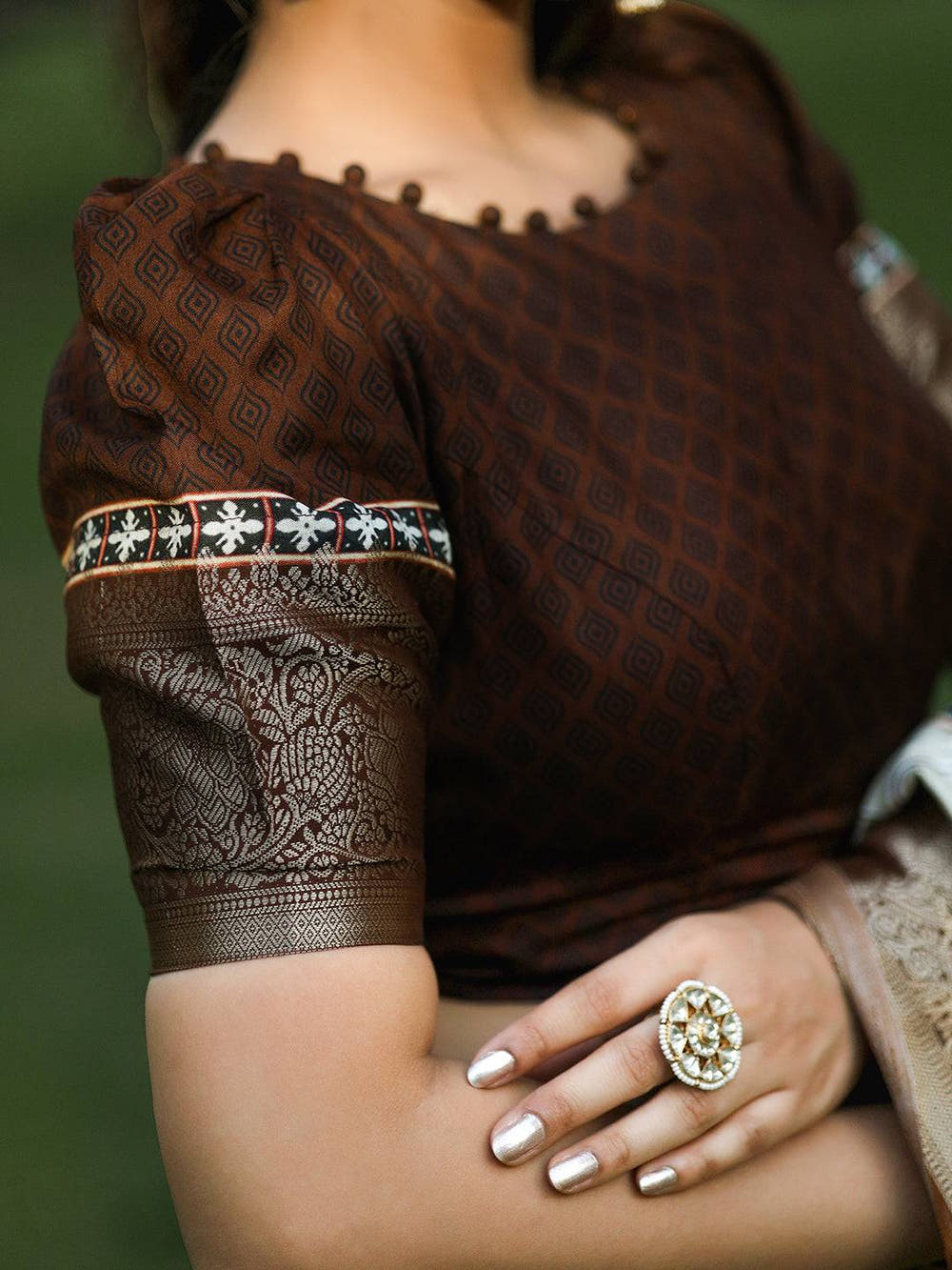 Silver Colour Batik Pen kalamkari Saree With Zari Weaving Pallu - Luxe