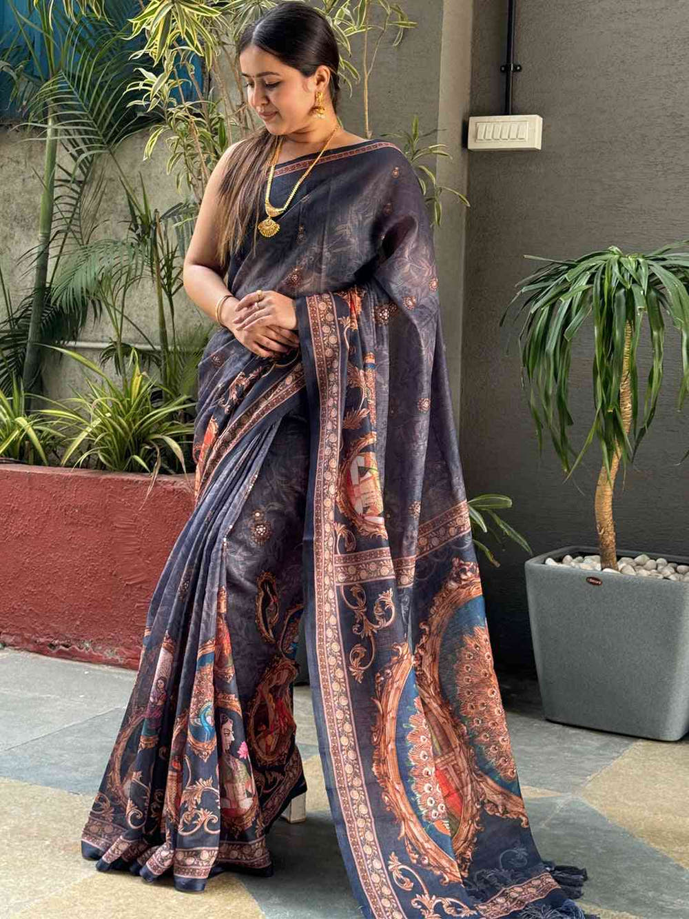 Blue Linen Saree With Digital Print & Majestic Border