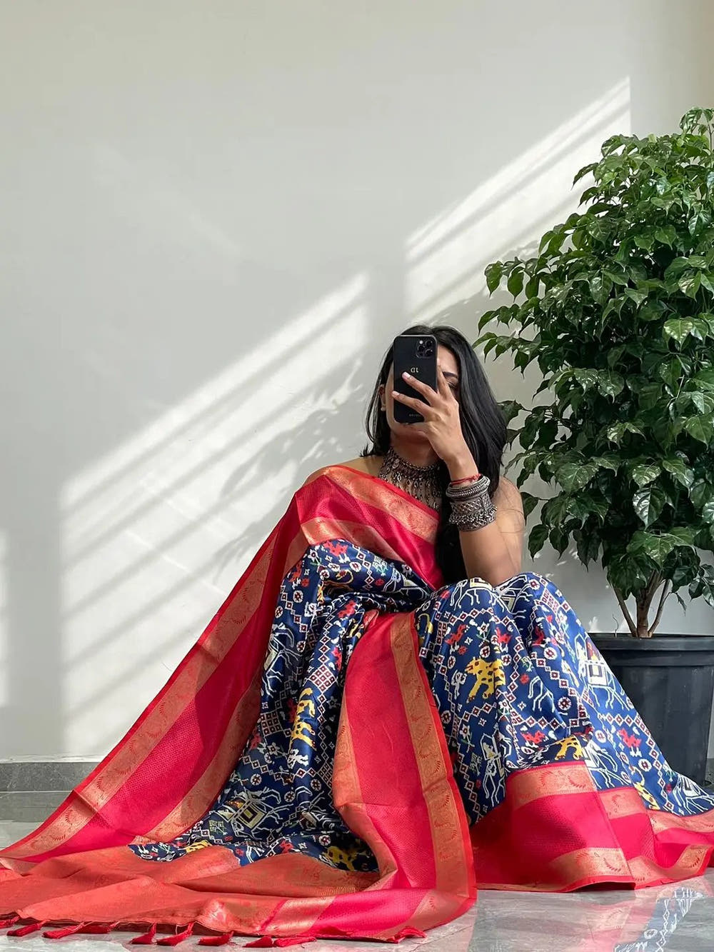 Attractive Soft Silk Gadwal Border Pochampally Print Saree
