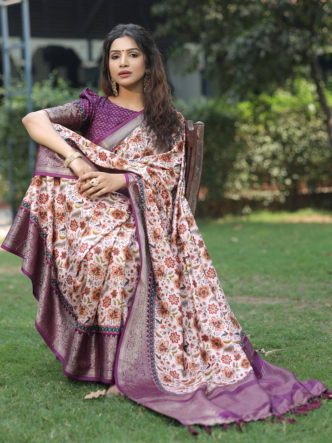 Pink Colour Phulkari Design Zari Weaving Pallu Saree - Luxe