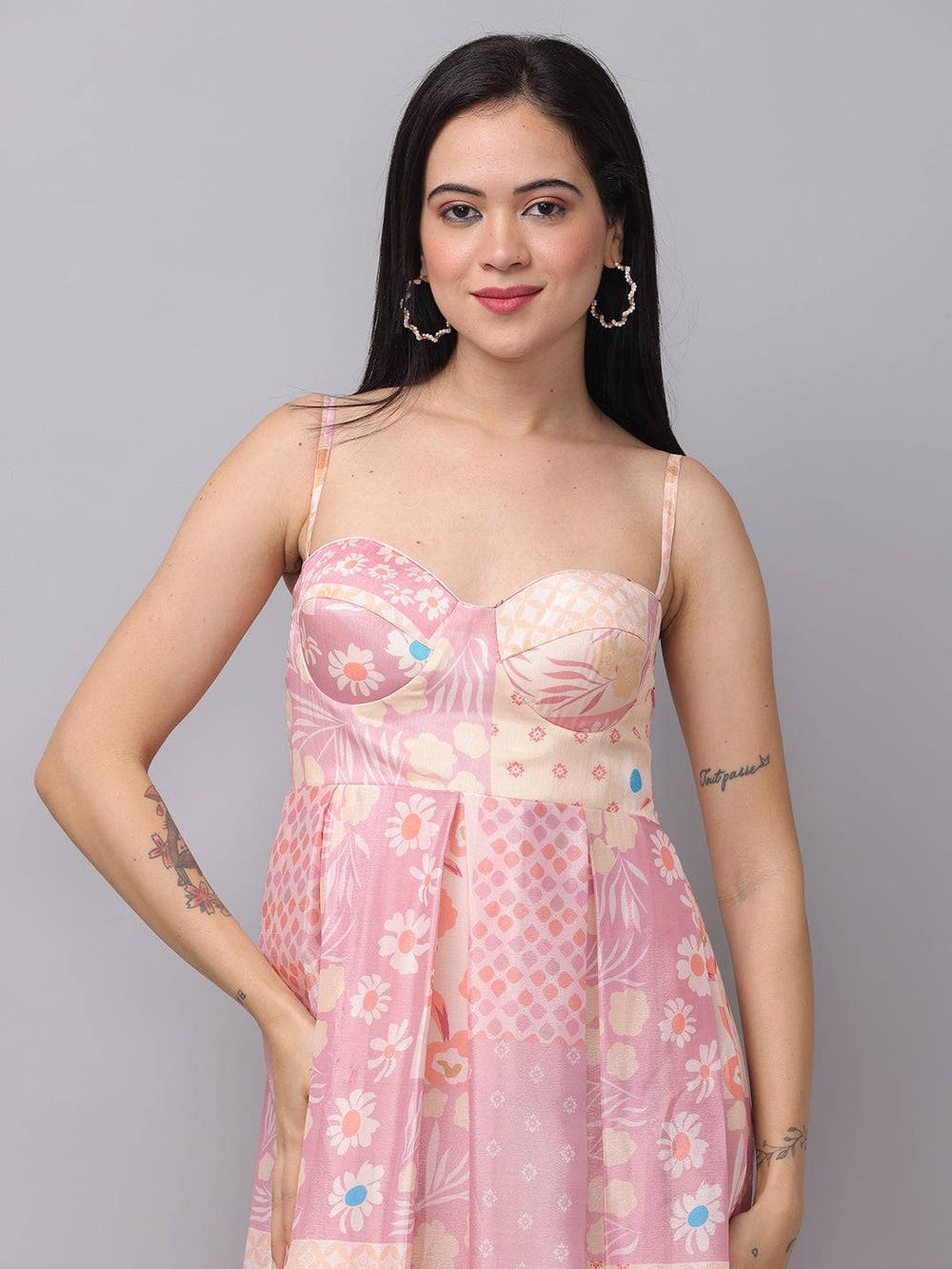 Lavender Sweetheart Neck Dress