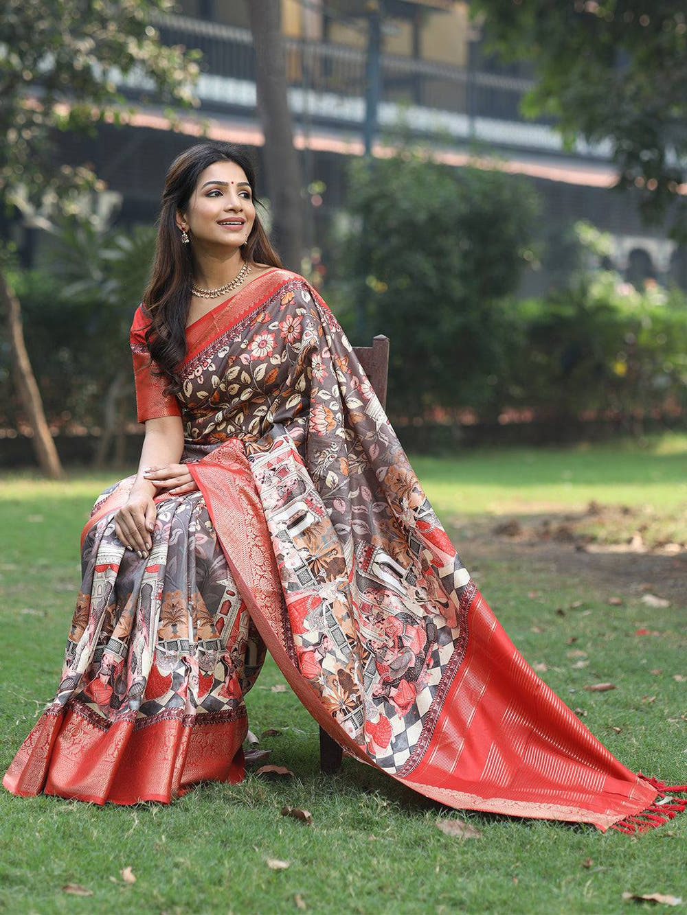Grey Hand Kalamkari Printed Pure Viscose Dola Silk Saree - Luxe
